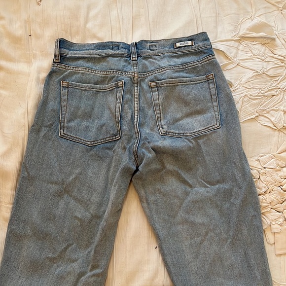 Brandy Melville Distressed with holes jeans size 25. - Picture 3 of 3